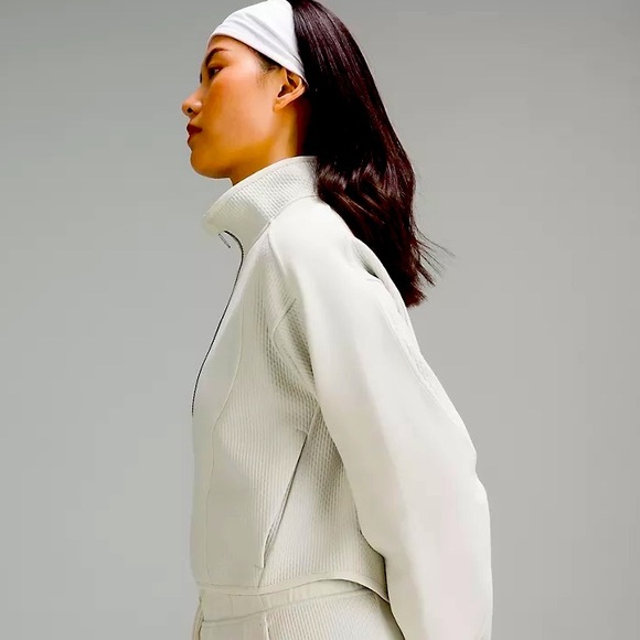 NWT Lululemon Mixed Fabric Half-Zip Pullover - Picture 5 of 8